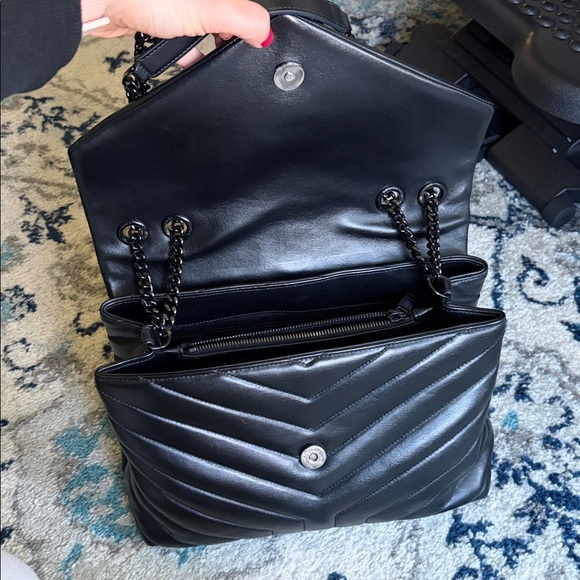 Saint Laurent Black Quilted Leather Shoulder Bag with Chain Strap - Picture 17 of 17